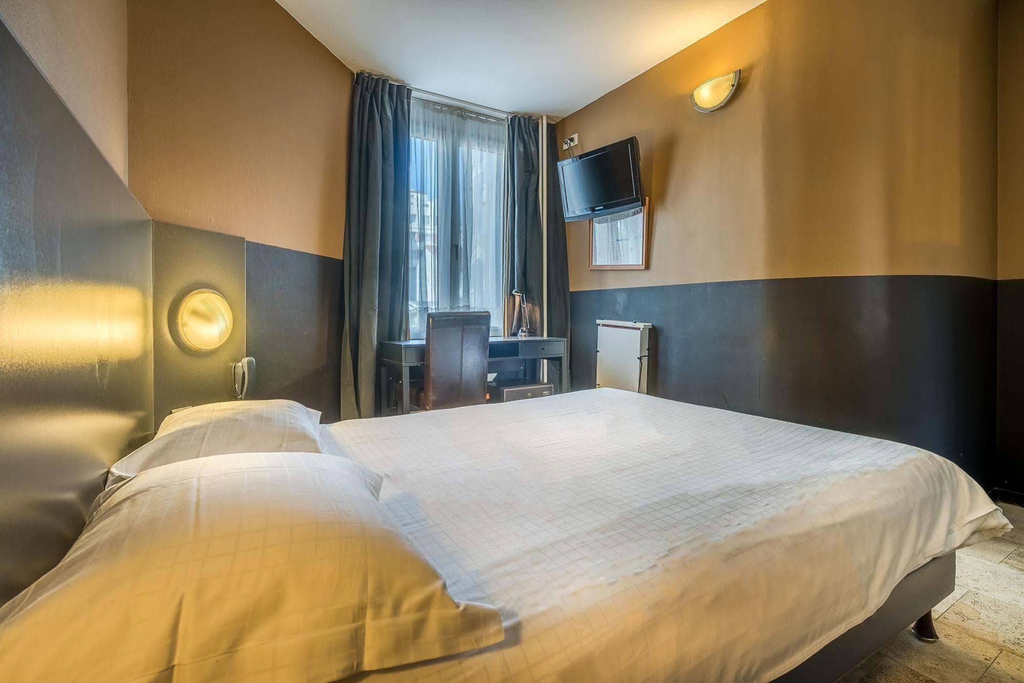 Hotel Lambeau Etterbeek Zewnętrze zdjęcie