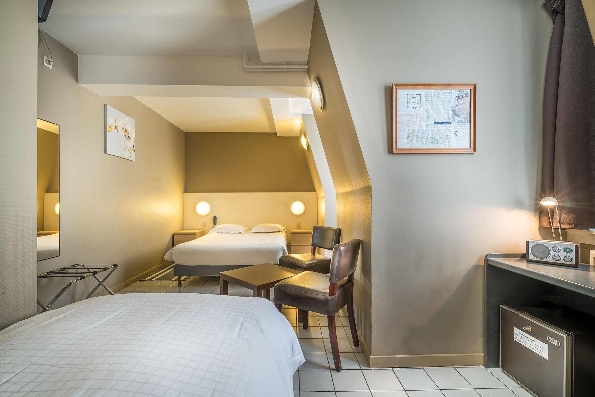 Hotel Lambeau Etterbeek Zewnętrze zdjęcie